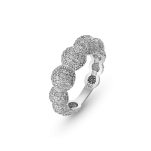 Anel com Diamantes em Ouro Branco 18K