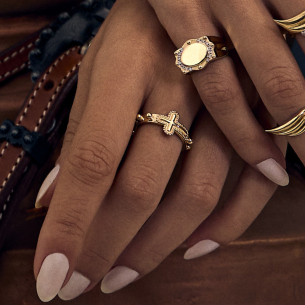 Anel em Ouro Amarelo 18K