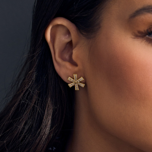 Brincos Espora em Ouro Amarelo 18K com Diamantes