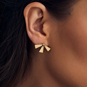 Brincos Meia Espora em Ouro Amarelo 18K com Diamantes