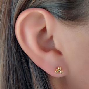 Brinco Infantil em Ouro Amarelo 18K com Diamantes 