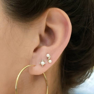 Brinco com Diamantes e Pérolas em Ouro Amarelo 18K