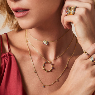 Gargantilha em Ouro Amarelo 18K choker flor colorida