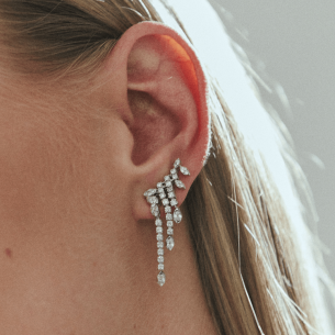 Brinco Earcuff em Ouro Branco 18K com Diamantes 